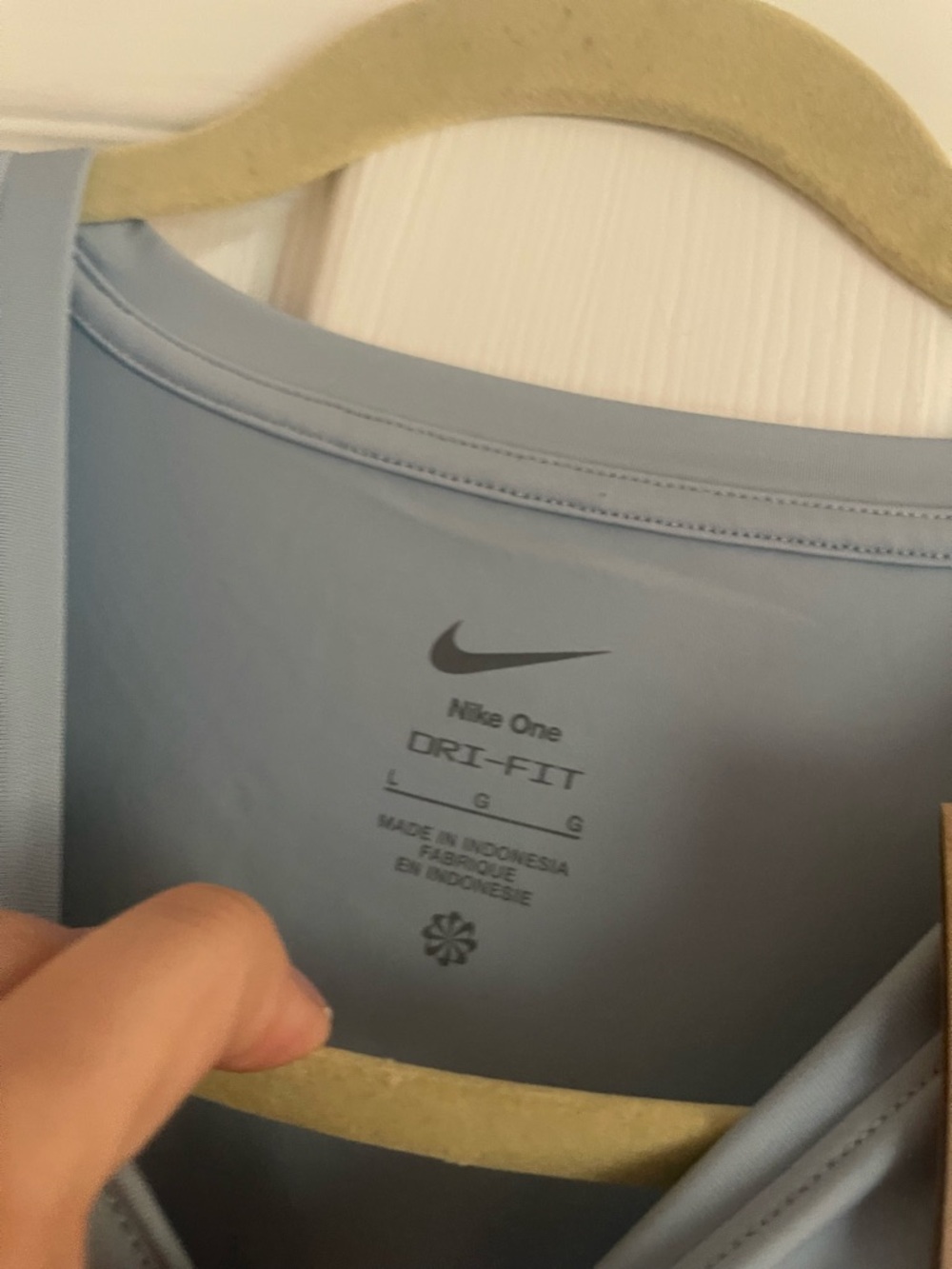Nike women’s  Light dusty Blue Short Sleeve Dri-FIT Training Tee - Picture 3 of 4